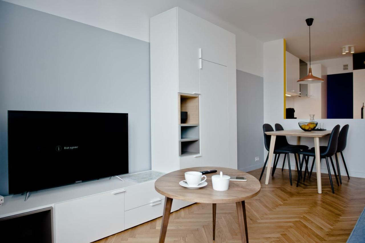 Апартаменты Apartament Chlodna Near To City Center Варшава Экстерьер фото