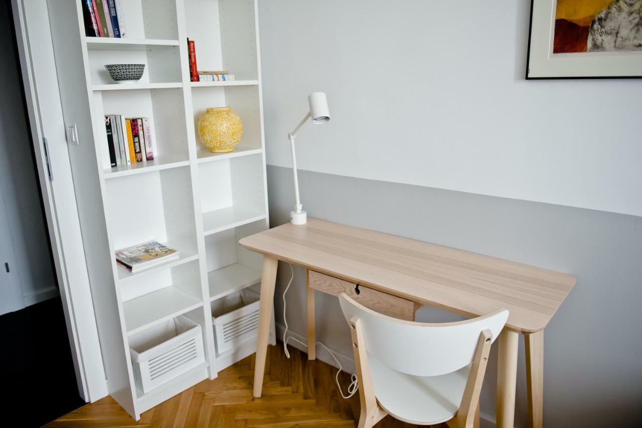 Апартаменты Apartament Chlodna Near To City Center Варшава Экстерьер фото